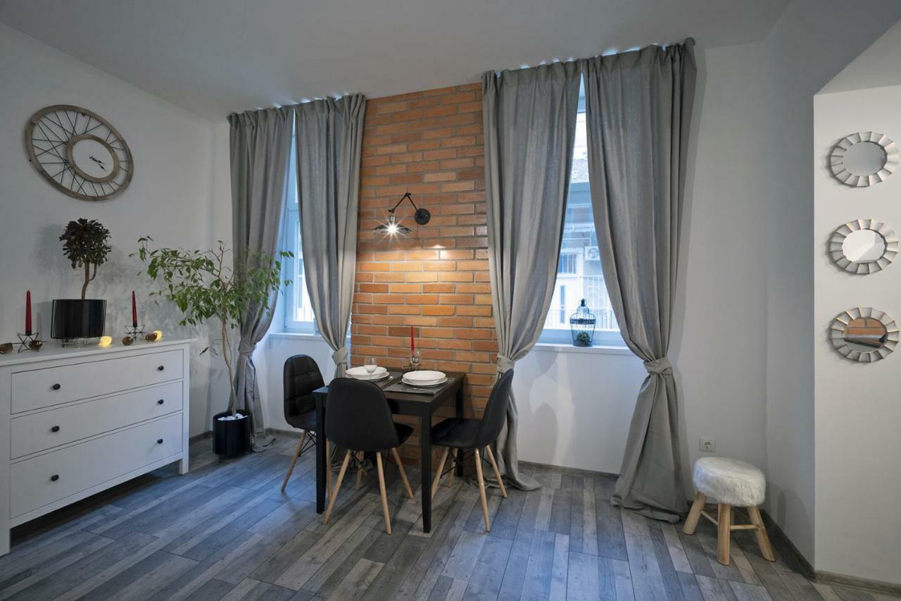 Standard Apartment By Hi5 -Akacfa 57 Budapest Bagian luar foto